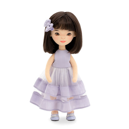 Lilu in einem lila Kleid + Bonus-Accessoire-Set (35cm)