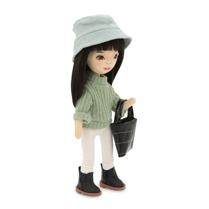 Lilu zaļā džemperī + bonusa aksesuāru komplekts (35cm)