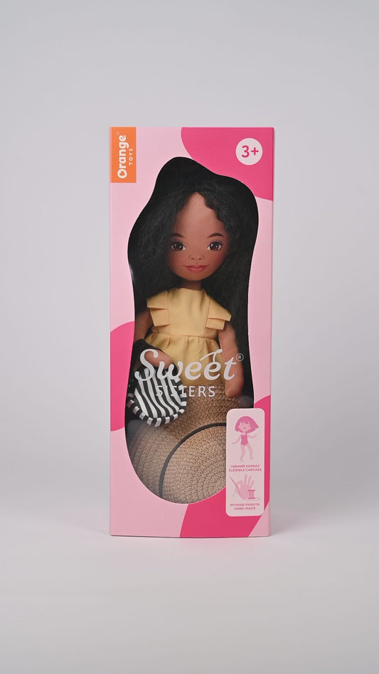 Tina in a Yellow Dress + Bonus Accessories Set – Sweet Sisters Plush Doll 35 cm