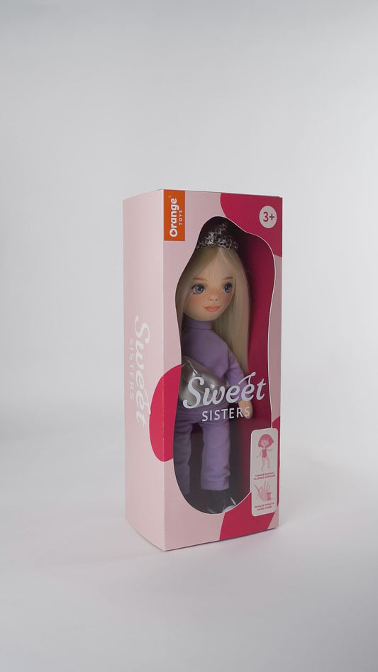 Mia in a Purple Tracksuit + Bonus Accessories Set – Sweet Sisters Plush Doll 35 cm
